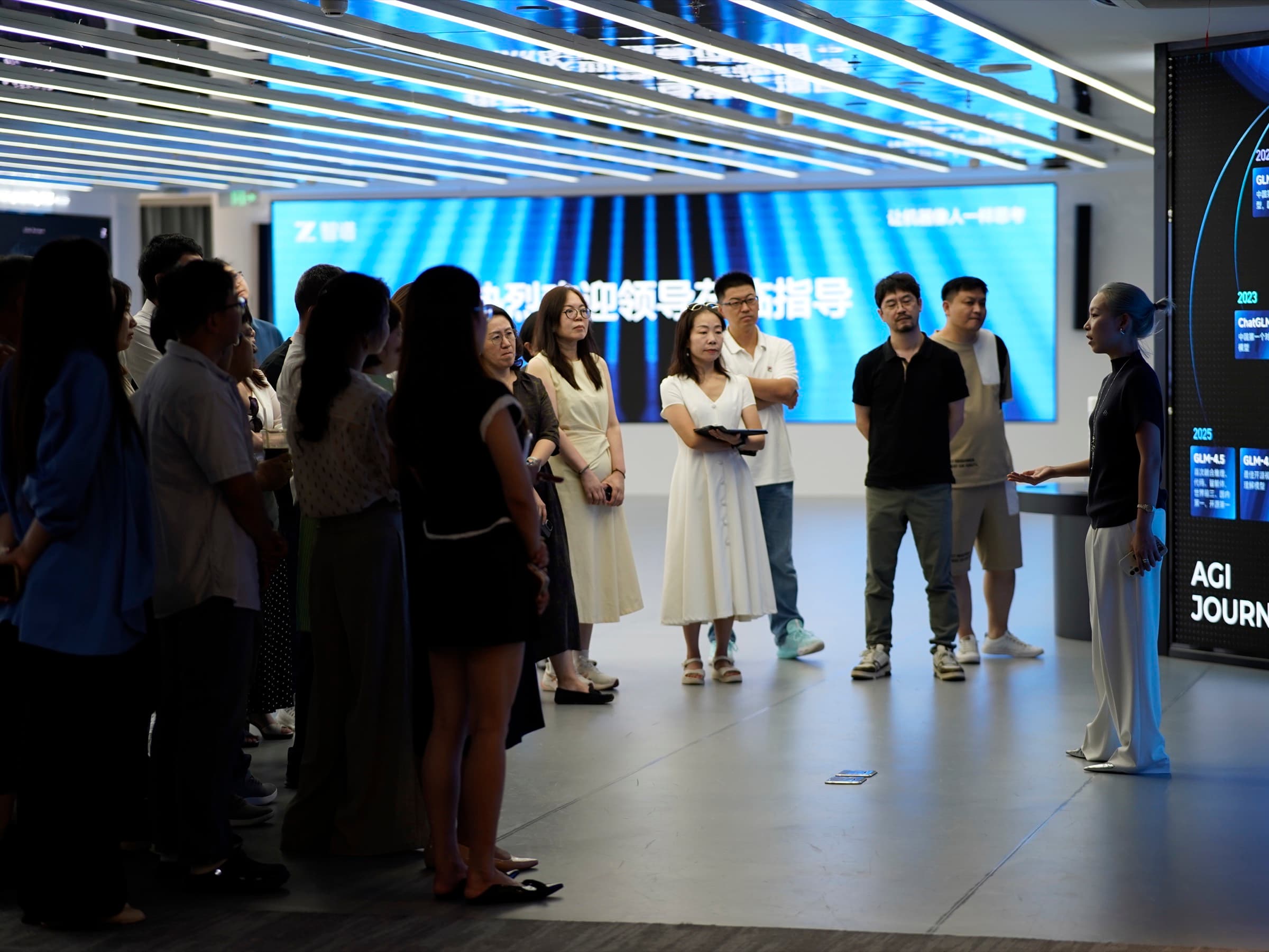 MindsLeap Founders AI Club Visits Zhipu AI: A Practical Conversation on Enterprise AI Implementation